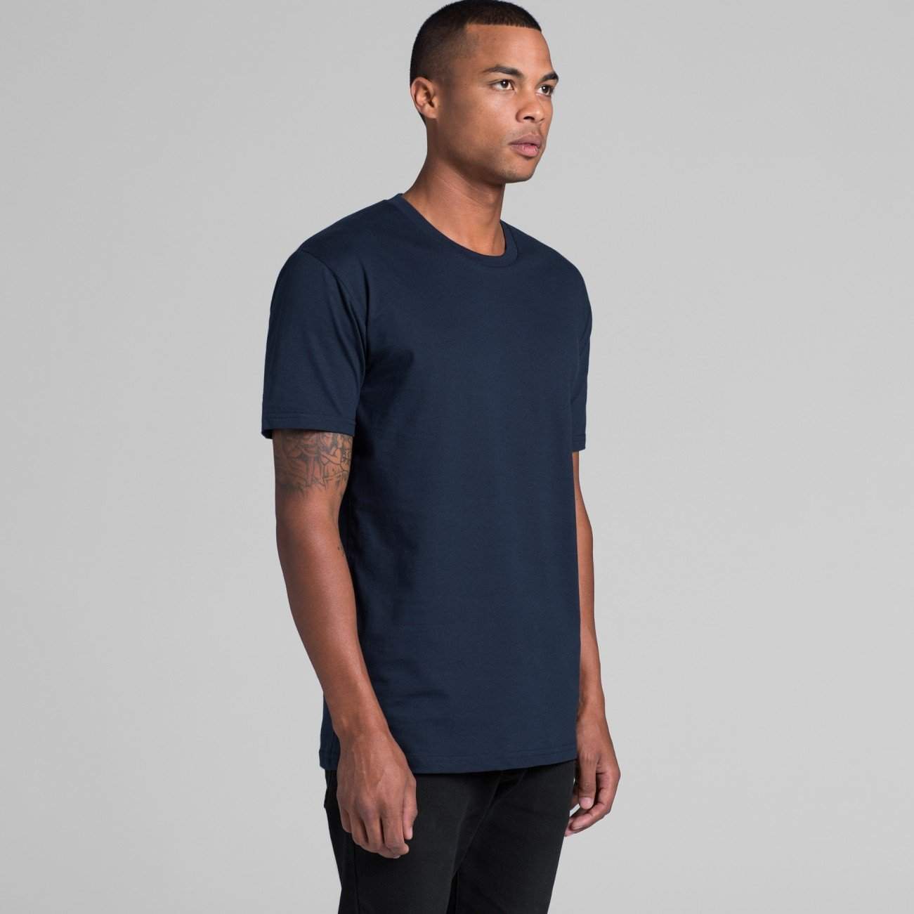 5001_staple_tee_turn_10